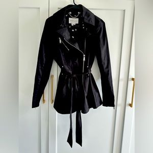 Rain coat